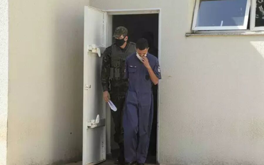 Justiça mantém prisão de militar que matou a esposa