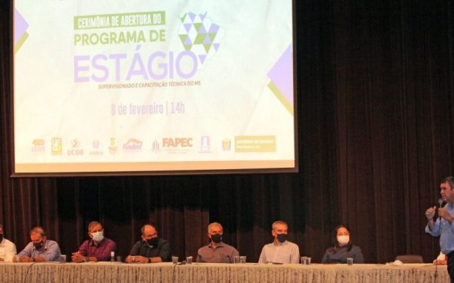 Programa de estágio no  Governo vai qualificar  formação e dar experiência aos alunos