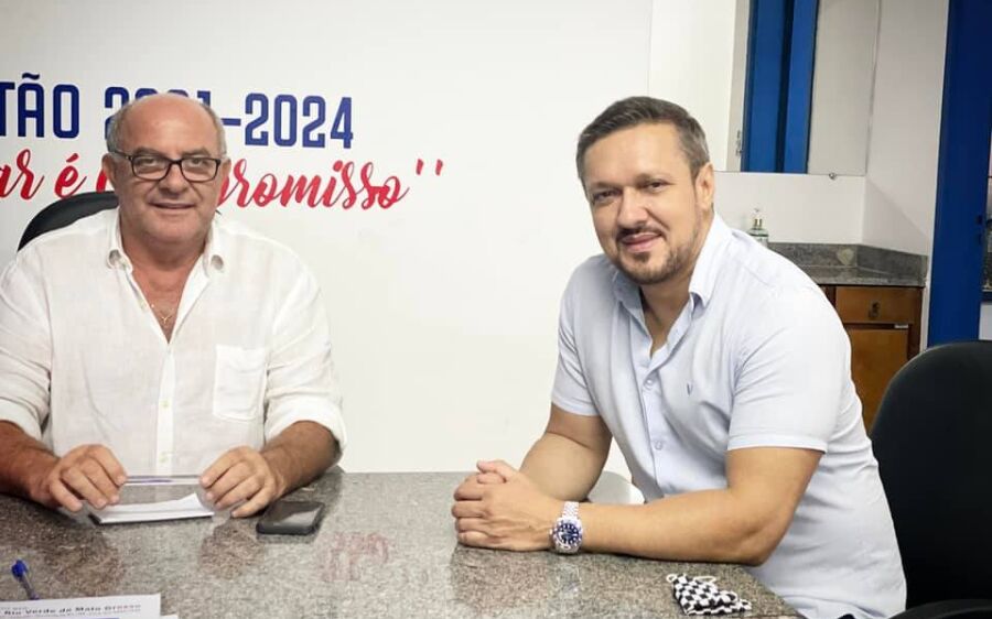 Prefeito Réus Fornari recebe a visita  do Deputado Lucas de Lima