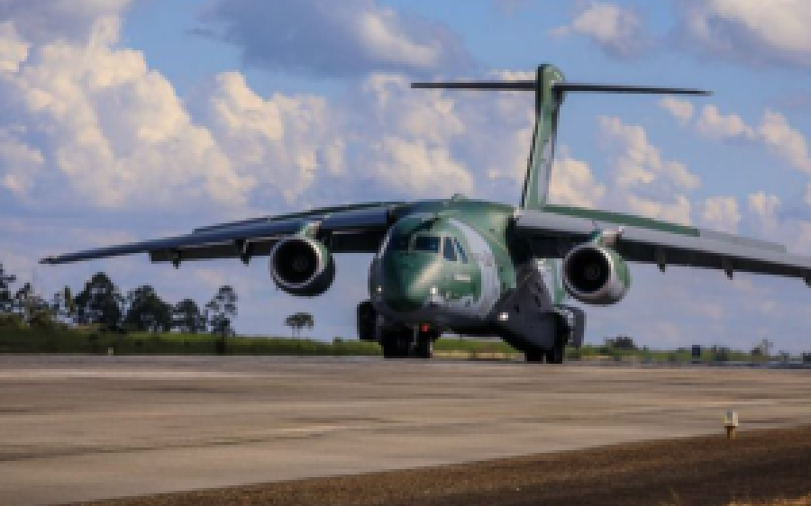 Aeronaves da FAB estão de prontidão para resgate de brasileiros na Ucrânia