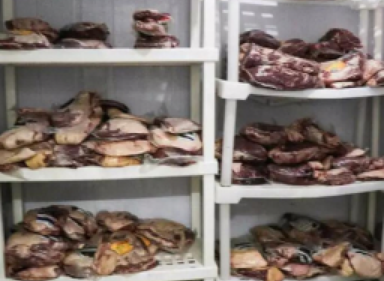 Funcionário furtou mais de 80 kg de carne: Só levava corte de primeira