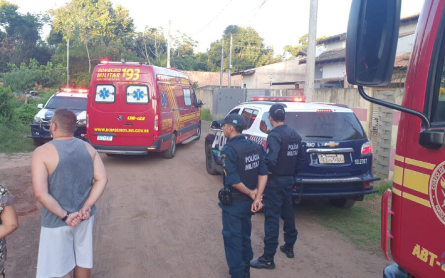 Durante discussão e briga, casal se esfaqueia no Jardim Alvorada em Coxim