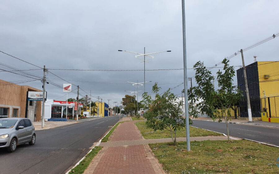 Semana começa com sol, chuvas irregulares e máximas de 33°C em Mato Grosso do Sul