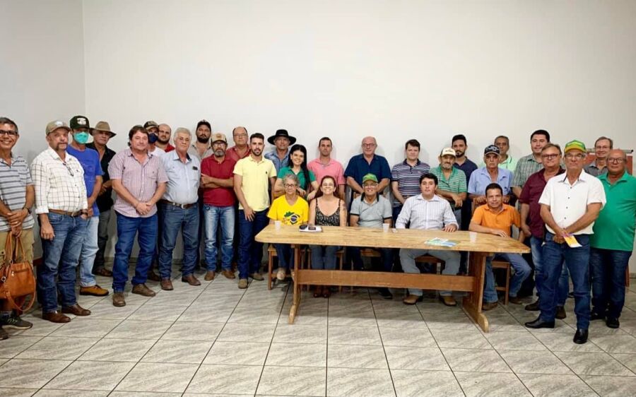 Prefeito Réus participa de  reunião com produtores rurais de Rio Verde