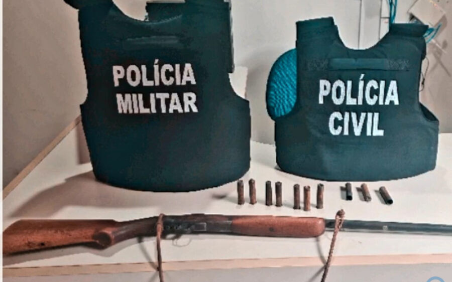 Após ameaçar filho da companheira, homem é preso por porte ilegal de arma de fogo