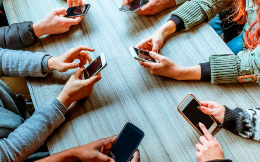 Os Perigos do uso excessivo do celular voltam a preocupar 