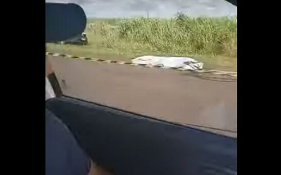 Mulher nua morre atropelada por carreta na BR-262, em Anastácio