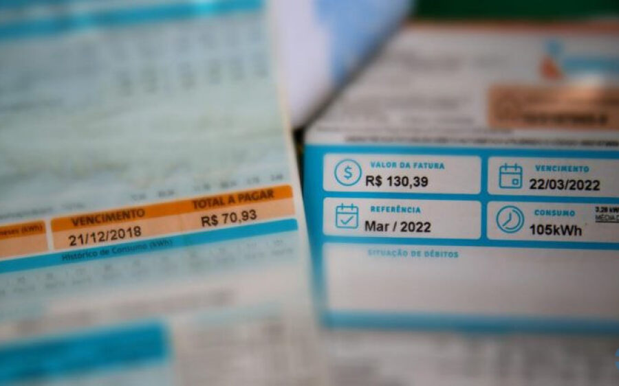 Enquanto salário aumentou 26% em 5 anos, reajustes de energia podem somar 54%