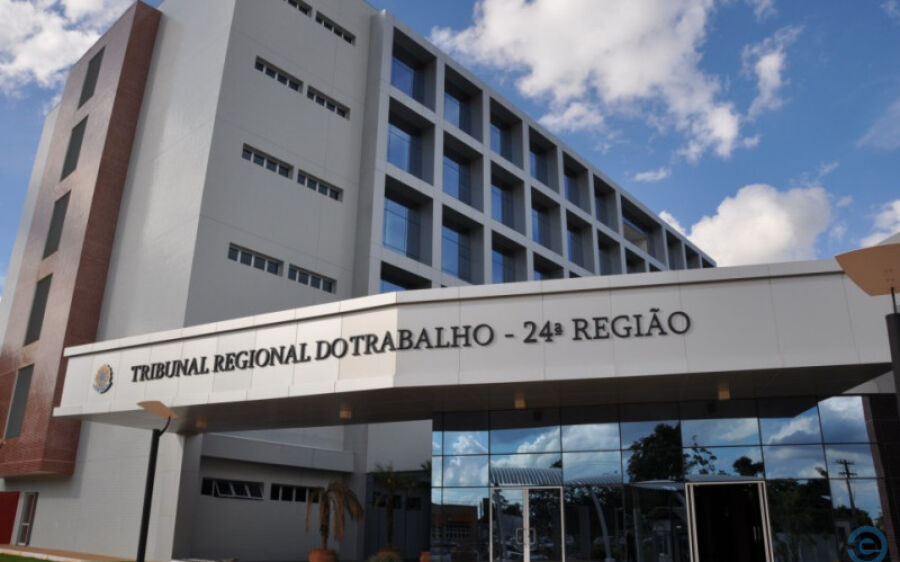 Com remuneração de 1,1 mil, TRT oferece estágio para 11 cursos em 18 municípios