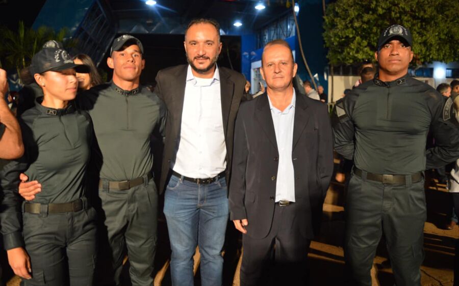 Sargento Caetano e Dr. Joelson representam Rio Verde na  Formatura de novos Soldados  da PM 