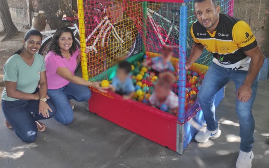 Em comemoração ao domingo de Páscoa, vereador Marcinho promove dia de lazer para crianças