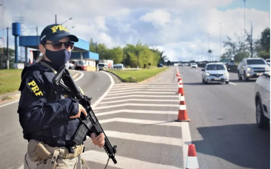 PRF monta operação com 500  policiais nas rodovias de MS para  evitar acidentes no feriado 