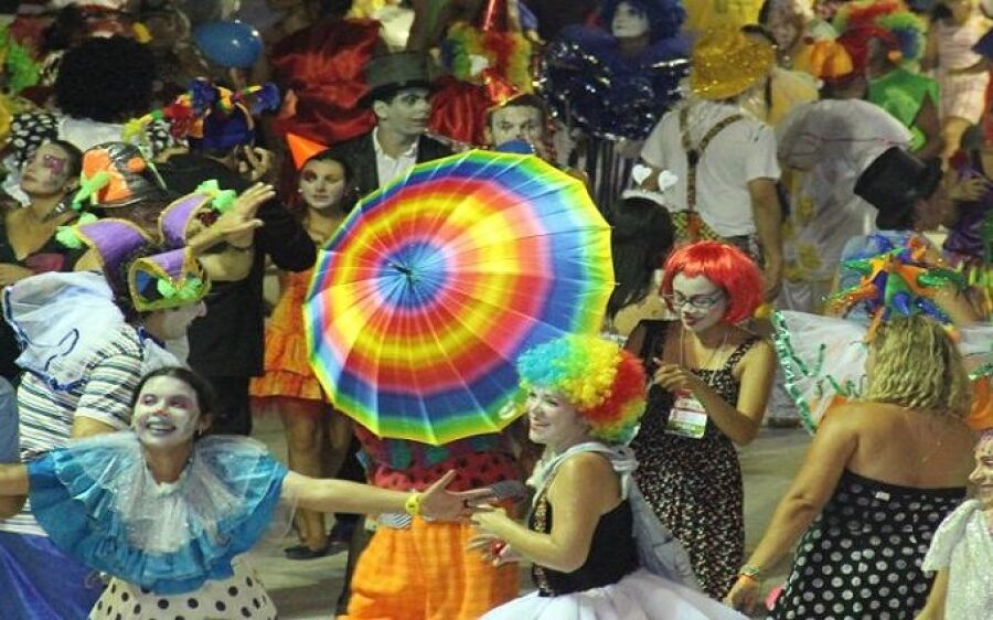 Carnaval corumbaense encerra em clima de romantismo e nostalgia