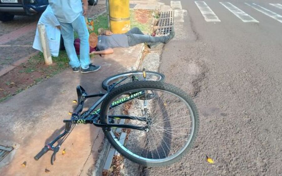 Motorista de app atropela ciclista em Campo Grande