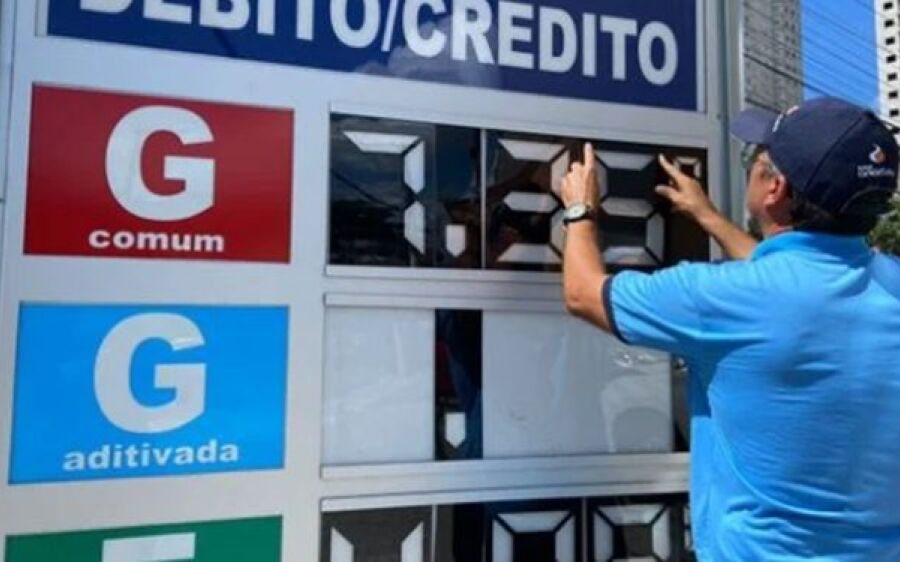 Postos terão que mostrar preço da gasolina com duas casas decimais a partir do próximo sábado