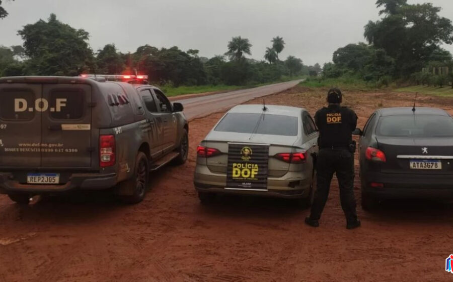 Dois carros roubados no Rio Grande do Sul são recuperados pela DOF em MS