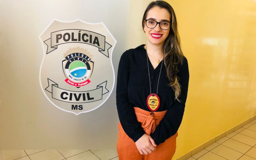 Como é a rotina de uma mãe a frente de uma delegacia?