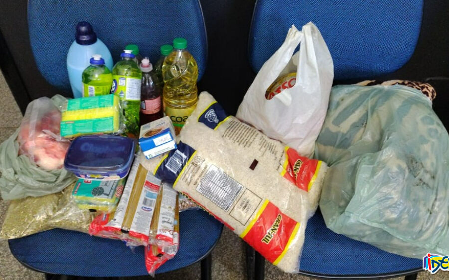 Mulher é presa após furtar alimentos de residência de idoso