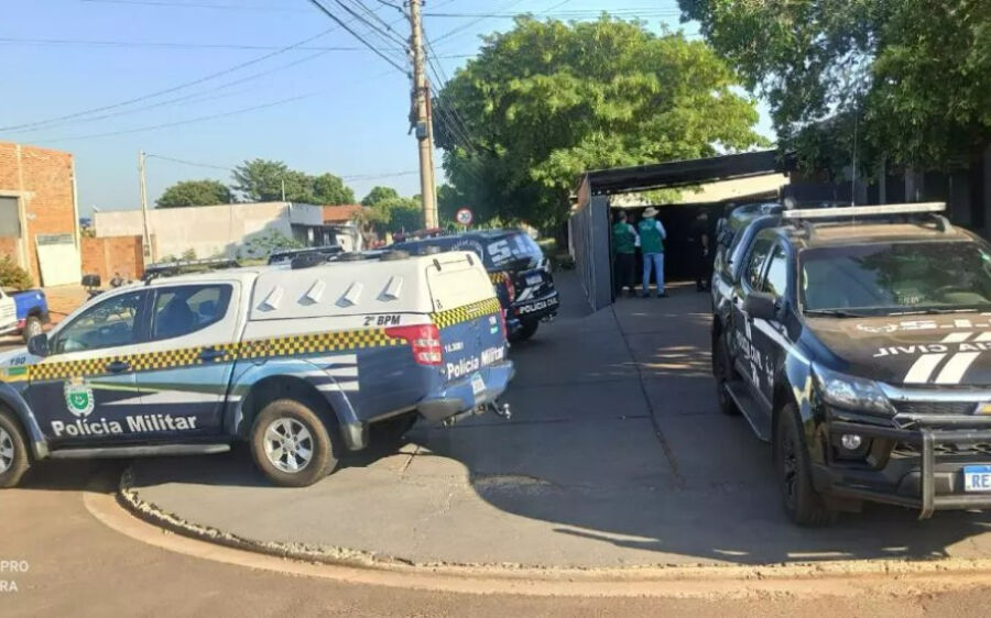 Dois são levados para delegacia durante operação Mãos de Ferro em MS