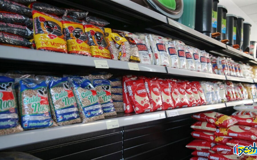 Consumo nos lares brasileiros cresce 2,59% no trimestre