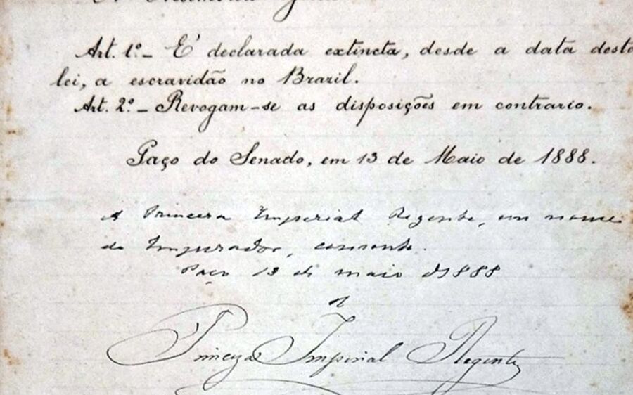 Só com luta de negros foi possível abolir escravidão, diz especialista