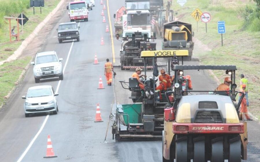 Concessionária realiza obras em 11 trechos da BR-163