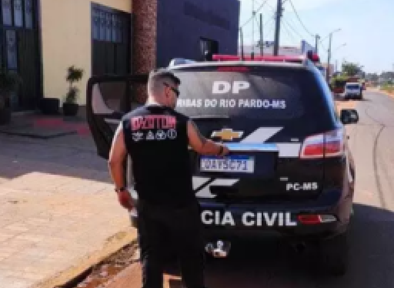 Ladrão sai para prestar depoimento à polícia e tem a casa furtada 