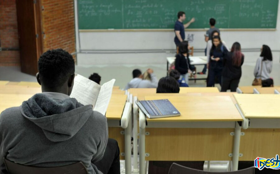BNDES apoia formação continuada de professores da rede pública