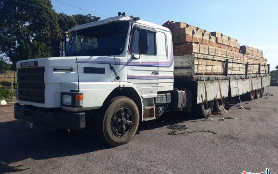 PMA de Coxim autua empresas catarinense e gaúcha em R$ 31 mil por transporte ilegal de madeira