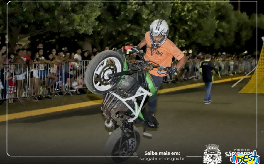 Show de manobras radicais e Estadual de Motocross movimentou grande público em São Gabriel do Oeste