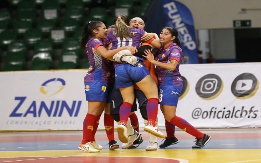 Representante de MS, Serc/UCDB está na final Taça Brasil de Futsal feminino