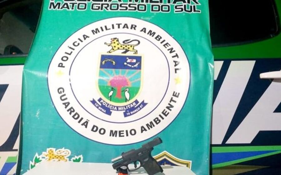 Médico veterinário é preso pela PMA por porte ilegal de arma e munições em Coxim
