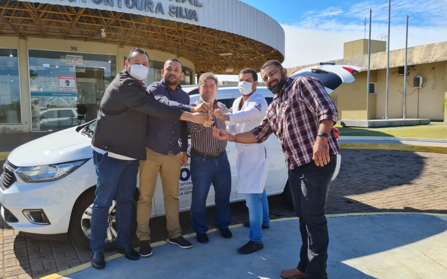 Veículo vai atender pacientes de Hemodiálise em Coxim