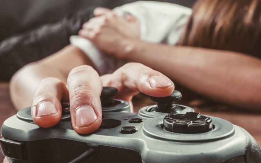 Vício em games pode causar problemas de saúde e sociais