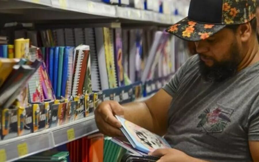 Confiança do consumidor volta a crescer em junho