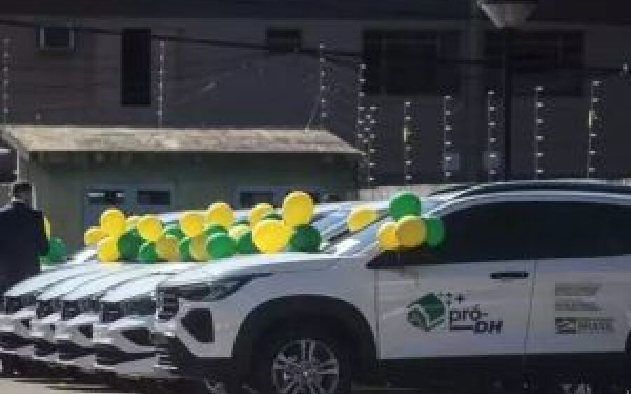 Coxim e mais 4 municípios de MS recebem veículos e equipamentos do Ministério da Mulher 
