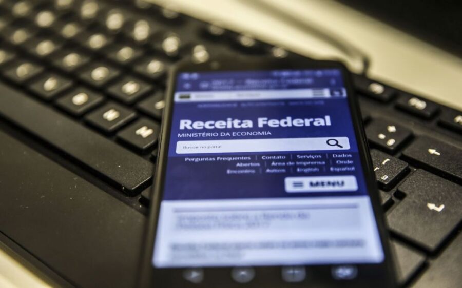 Receita inicia pagamento do 2º lote de restituição do IR 2022