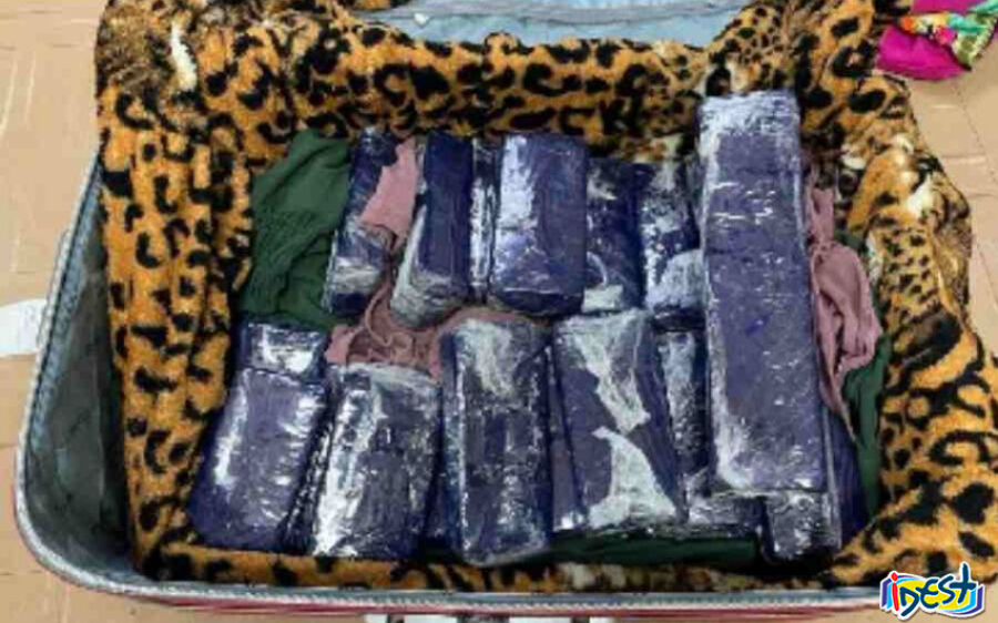 Três passageiros do mesmo voo são presos pela PF no aeroporto com malas cheias de droga