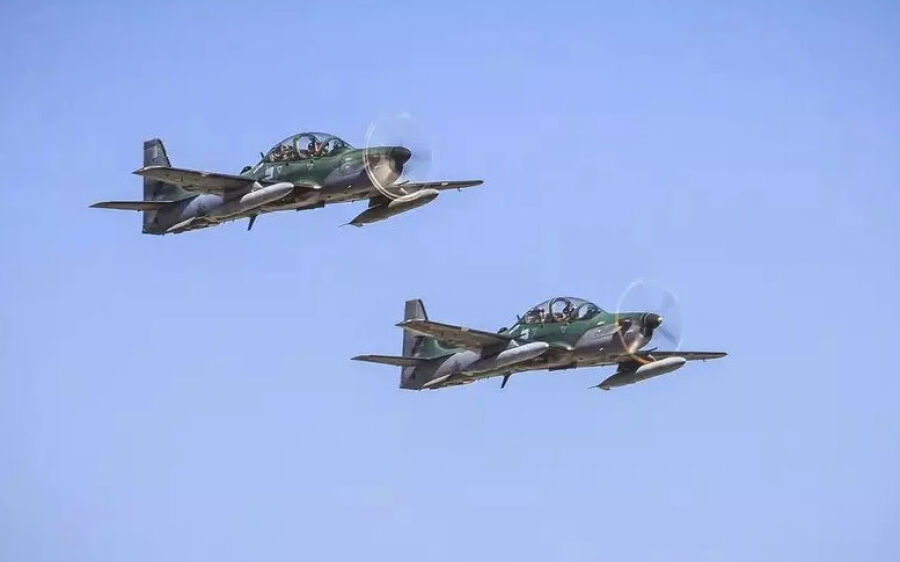 FAB usou dois Tucanos para interceptar aeronave em MS que carregava 500 kg de droga