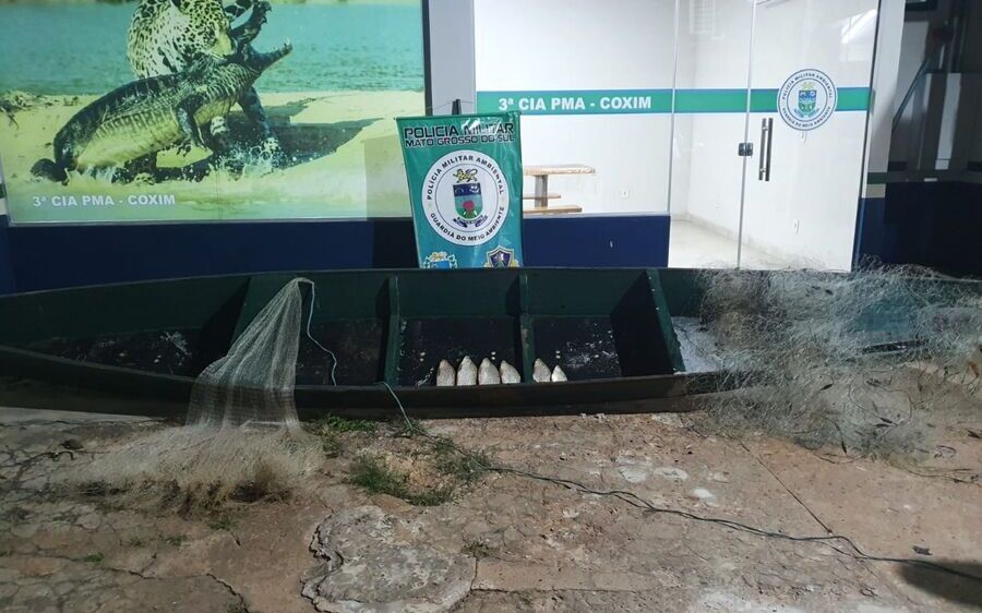 Polícia Militar Ambiental de Coxim surpreende e autua pescador profissional por pescar com redes 