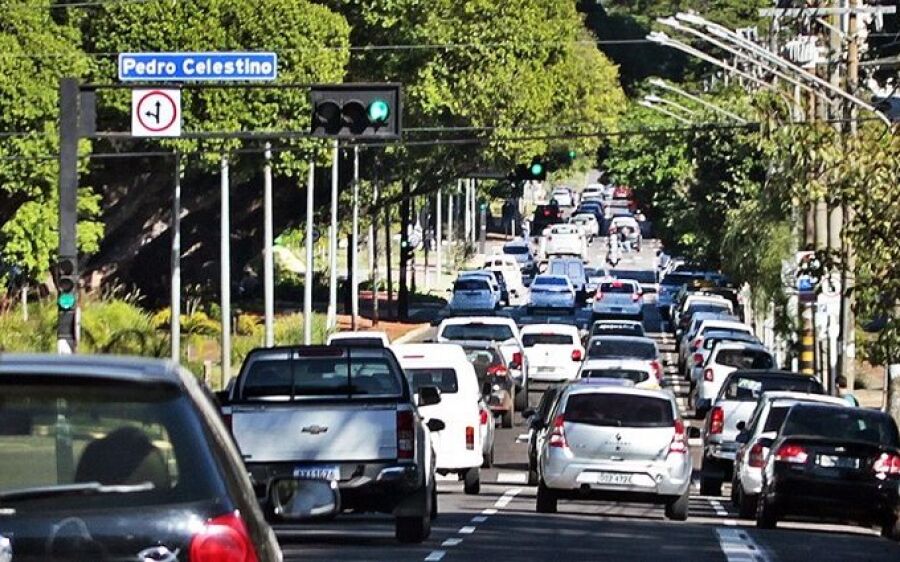 Atenção: julho vence o licenciamento de veículos com placas 5 e 6