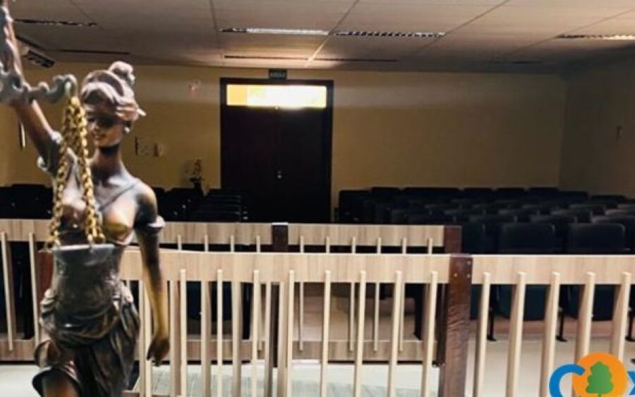 Júri popular condena mulher a 2 anos e 4 meses por tentativa de homicídio em Coxim