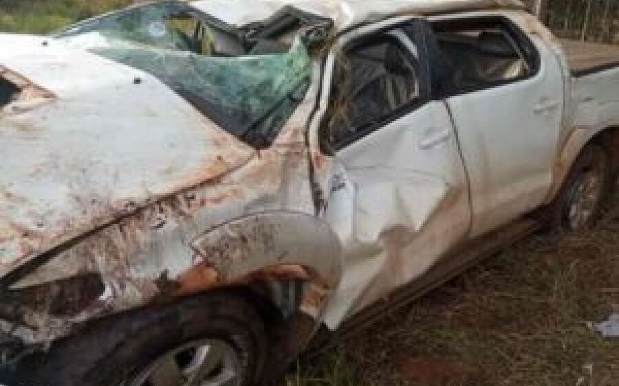 Capotamento de Hilux em estrada vicinal de MS deixa produtor rural de 86 anos ferido