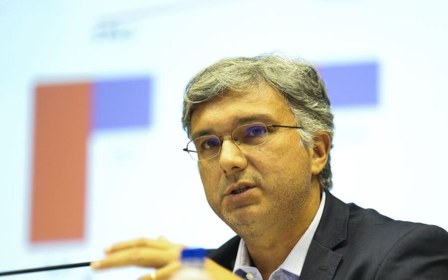 Auxílio Brasil de 2023 deverá ser de  R$ 400, diz secretário do Tesouro