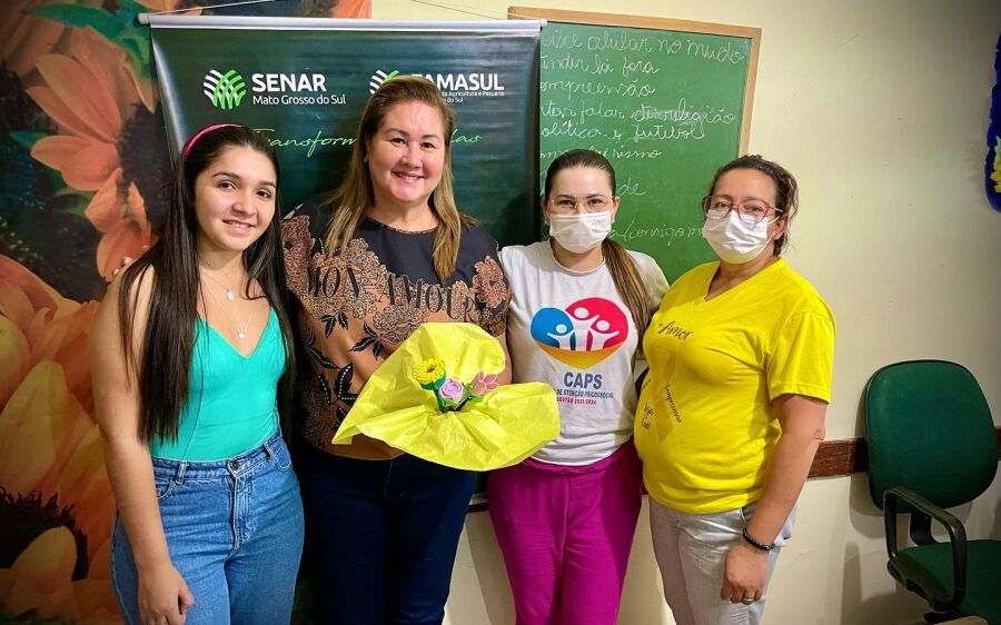 Secretária de Saúde, Juliana Figueiredo, visita CAPS e  conhece de perto o trabalho da saúde mental 