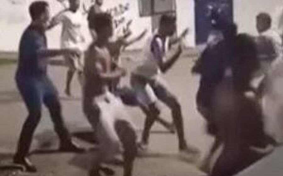 Durante festa de revoada, adolescente de 17 anos é espancado por grupo em rancho