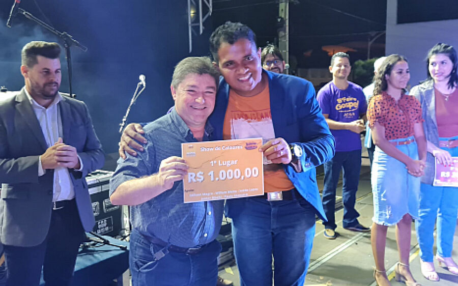 Com apoio da Prefeitura de Coxim Feira Gospel reúne milhares de Pessoas