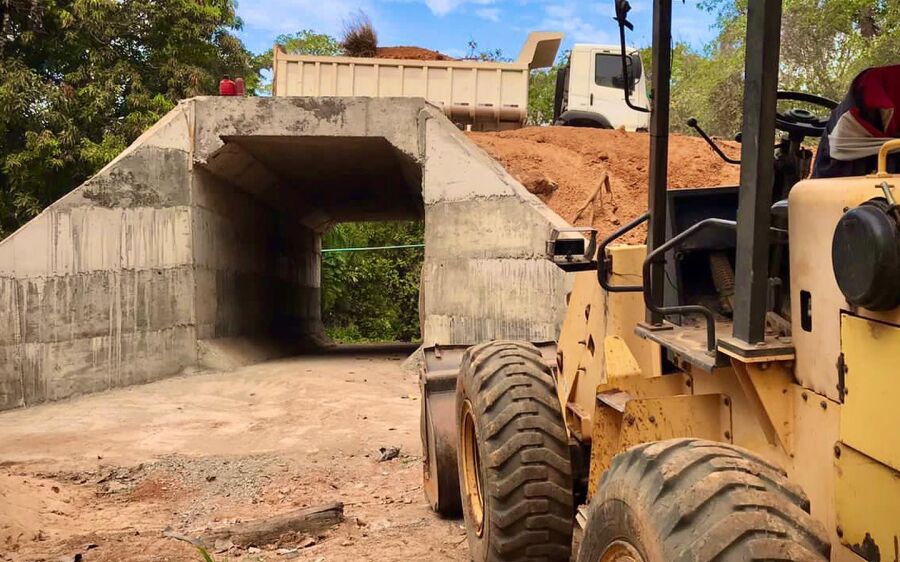 Prefeitura em parceria com o Governo do Estado, entrega ponte de concreto de 12 metros  em  formato 
