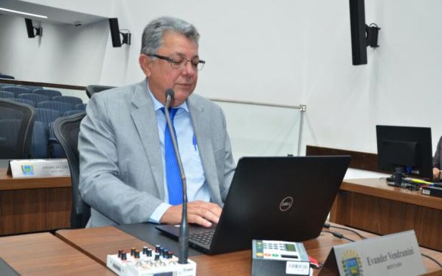 É Lei: Consolidação das leis estaduais de Mato Grosso do Sul, de Evander, é sancionada