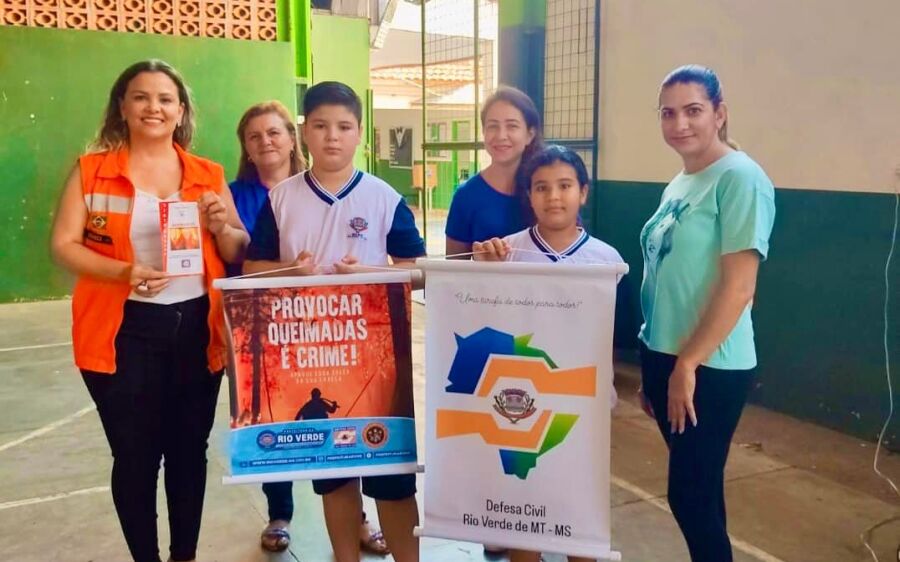 Agosto Cinza: Defesa Civil realiza palestra sobre queimadas na  Escola Crescêncio de Abreu 
